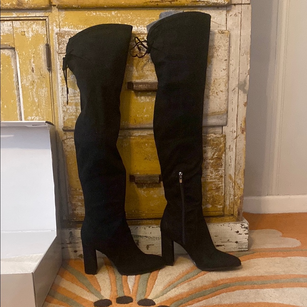 Chic Black Over-the-Knee Boots